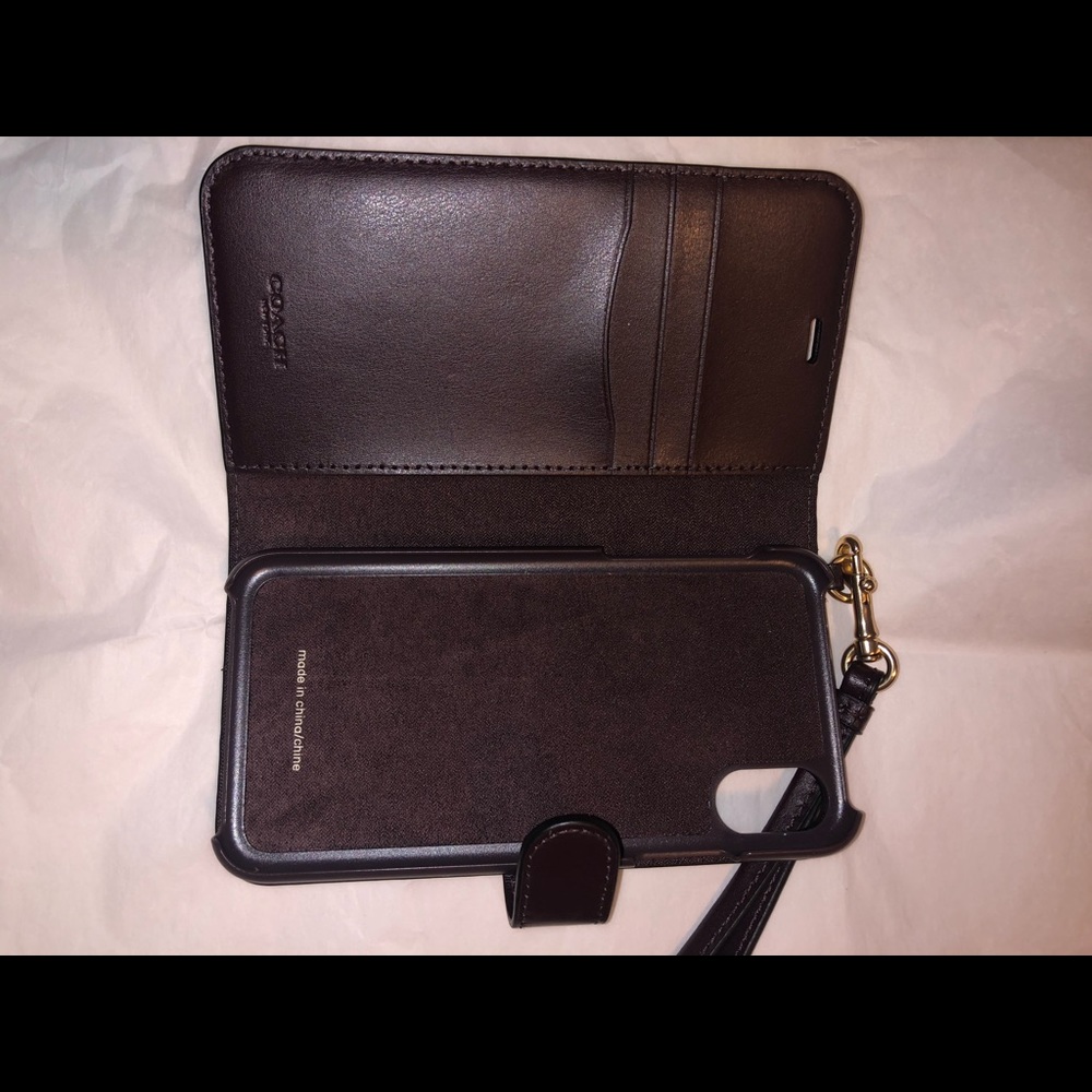Coach - Picture 5 of 6